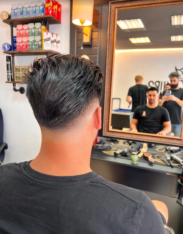 corte de pelo degradado en kur2barbershop